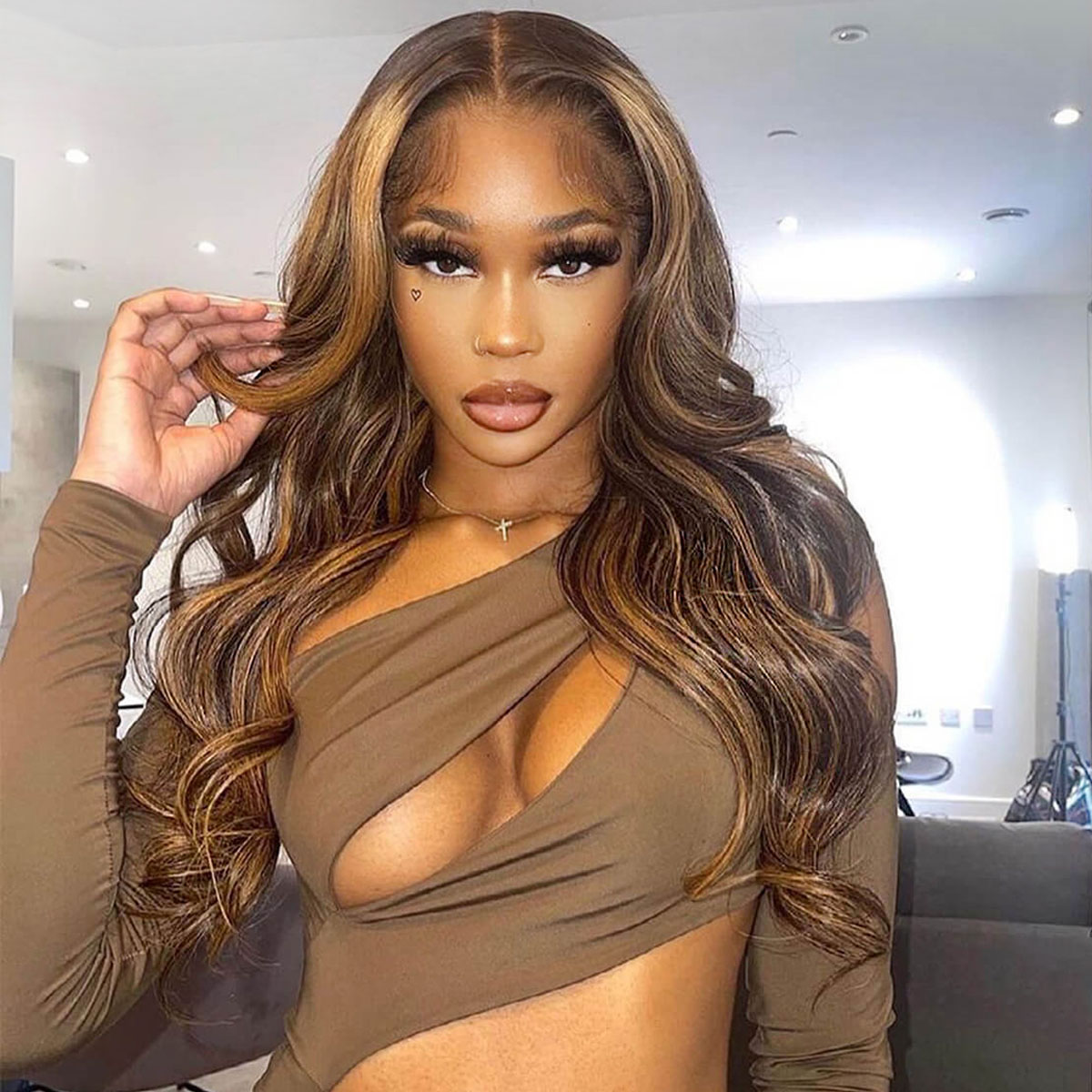 P4/27 Honey Blonde Highlight Straight Glueless HD Lace Wig – 6×5 | 180% Density