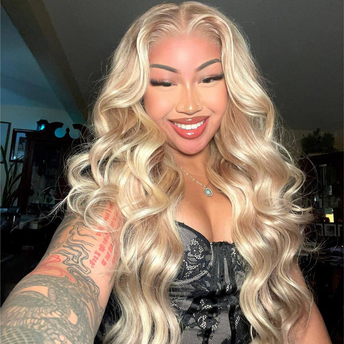 PapaHair Beauty | P16/613 Highlight Lace Front Wig 13×6 – 180% Density | Papahair